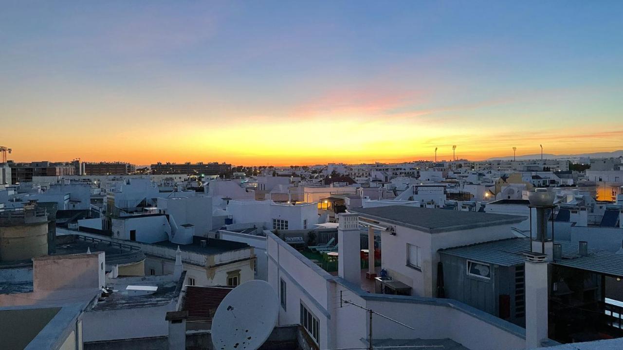 Olhaomirante Guesthouse Bagian luar foto